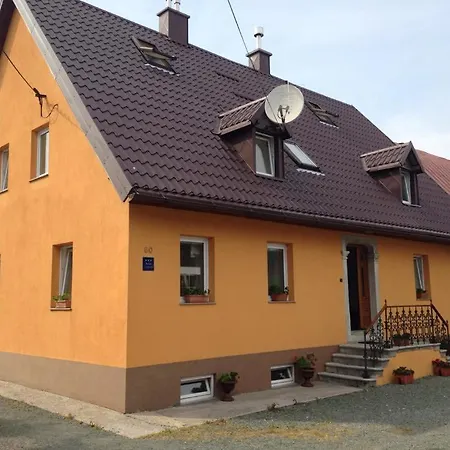 Lucija Apartment Vrata